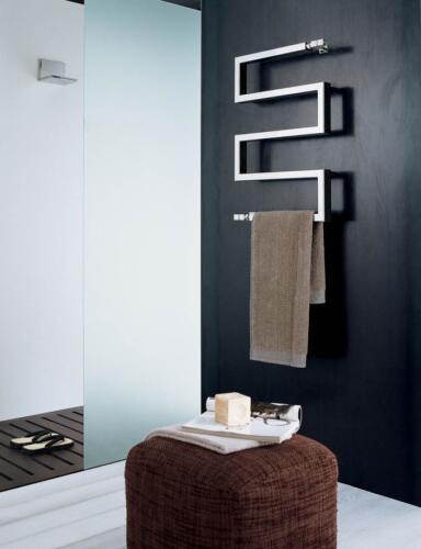 Scirocco Modern Tower Rails